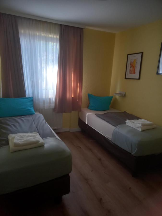 Hotel Wiesbadener Hof Щутгарт Екстериор снимка