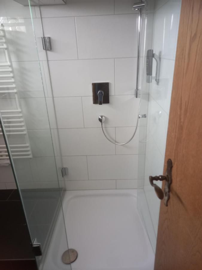 Hotel Wiesbadener Hof Щутгарт Екстериор снимка