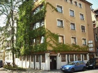 Hotel Wiesbadener Hof Щутгарт Екстериор снимка